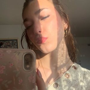 Meet your Posher, Cadance